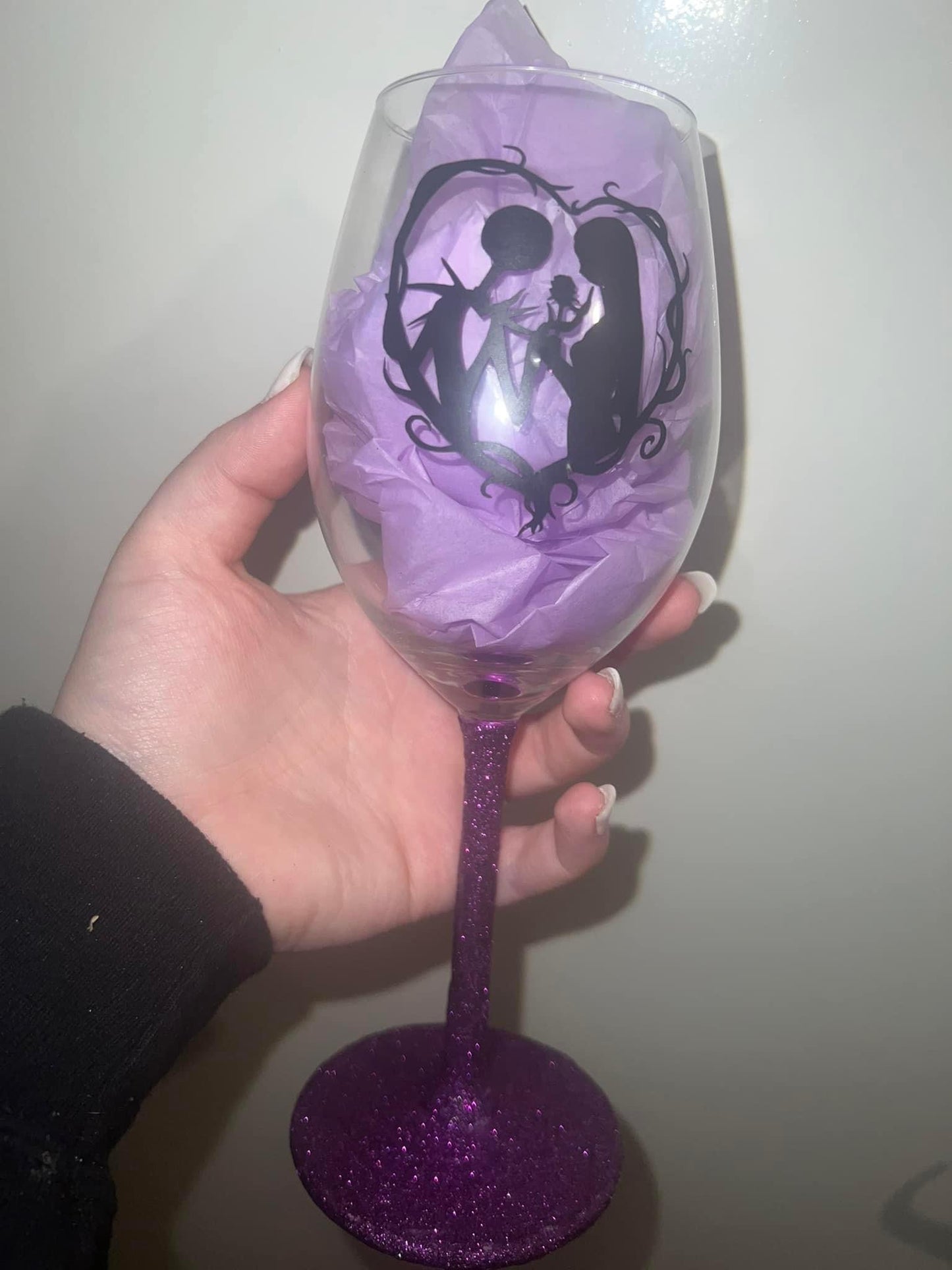 Wine glass (with glitter stem)