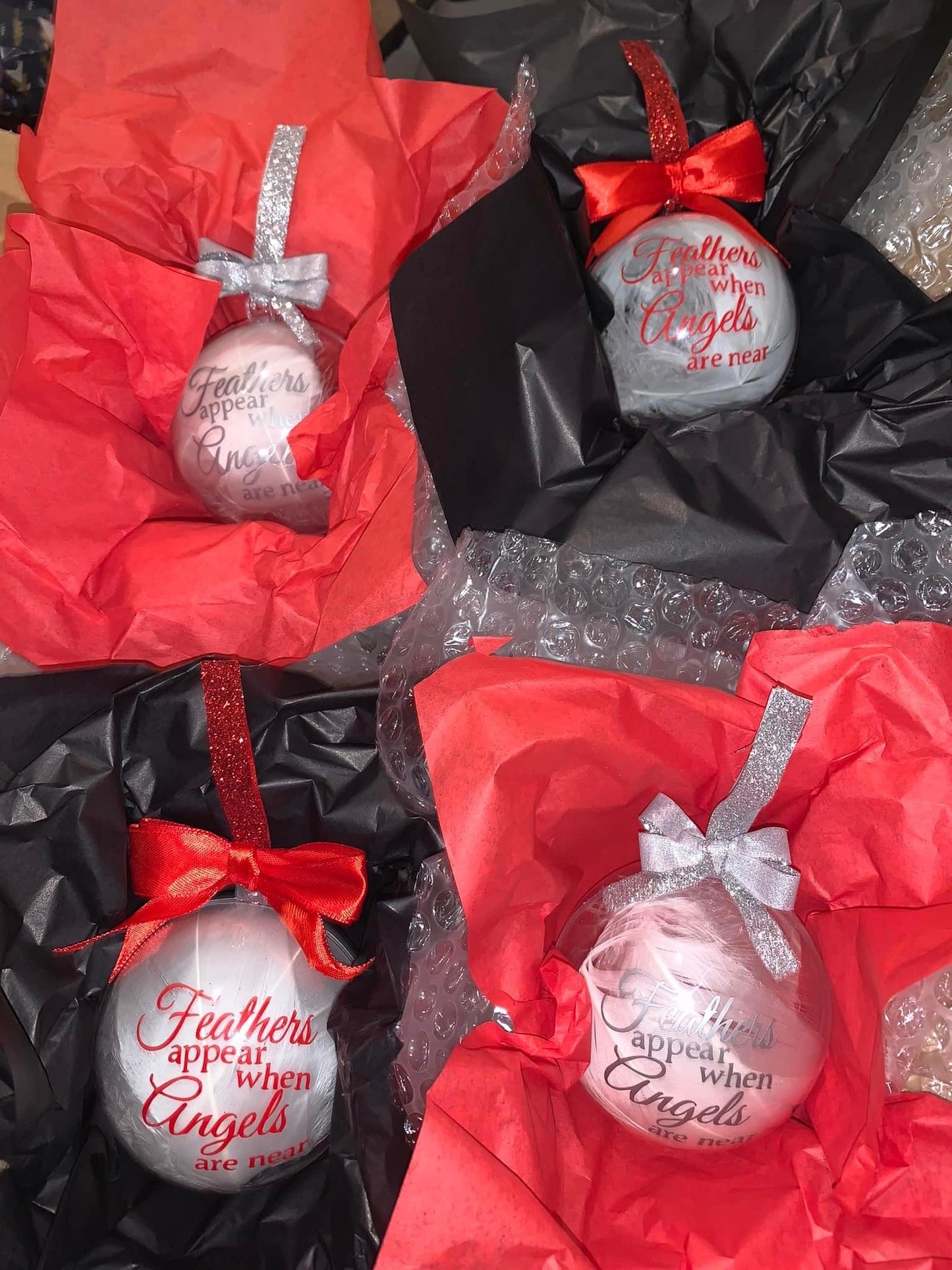 ‘Feathers appear when Angels are near’ bauble