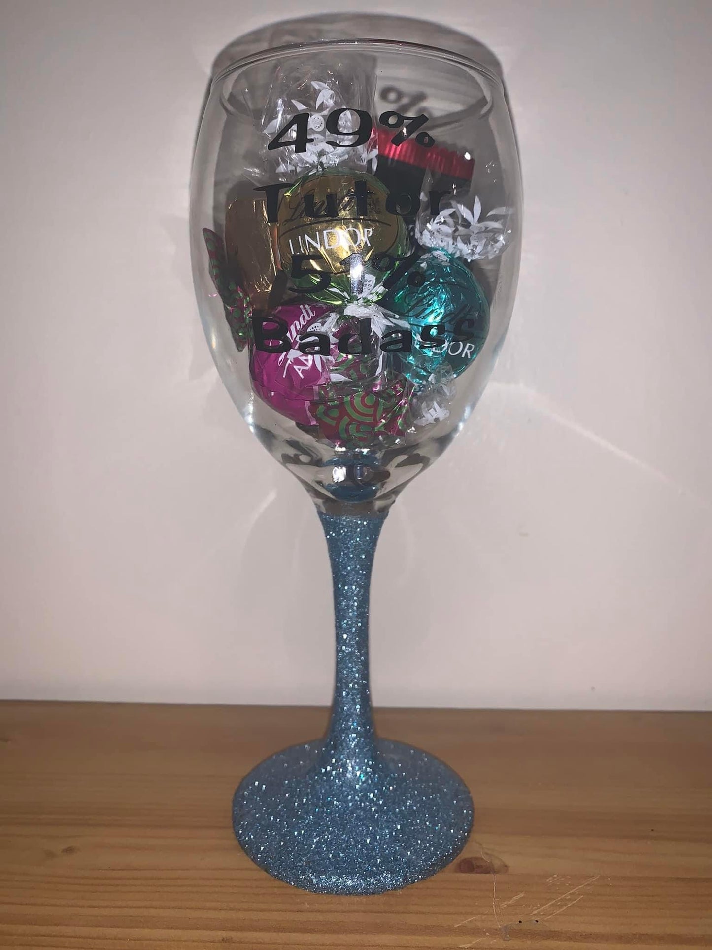 Wine glass (with glitter stem)