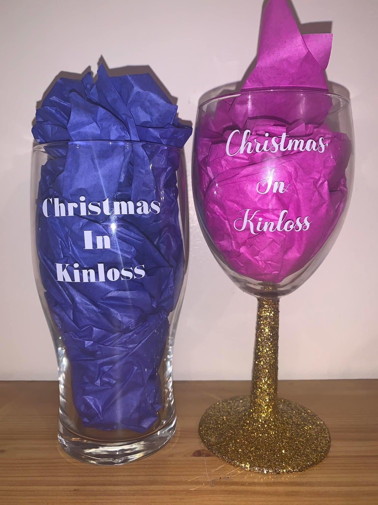 Wine glass (with glitter stem)