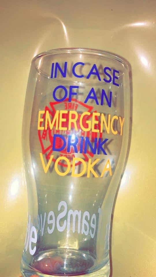 Wine Glass / Pint Glass (no colour stem)